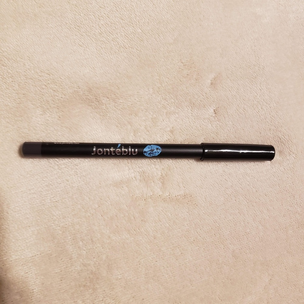 *NEW*Jonteblu eye pencil in Charcoal